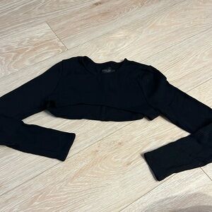 WSLY Black Long Sleeve Crop Top